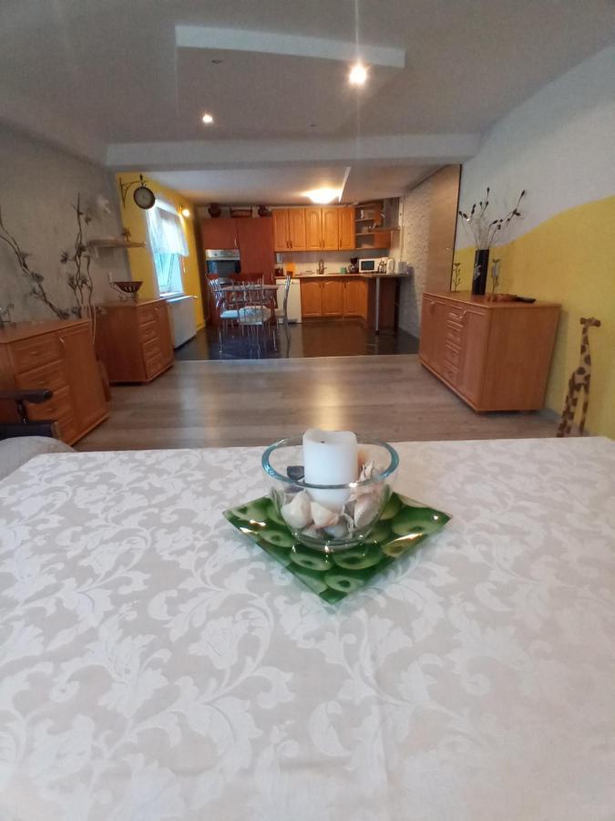Pokoje Goscinne Akacja Resko Dzwirzyno Exterior photo